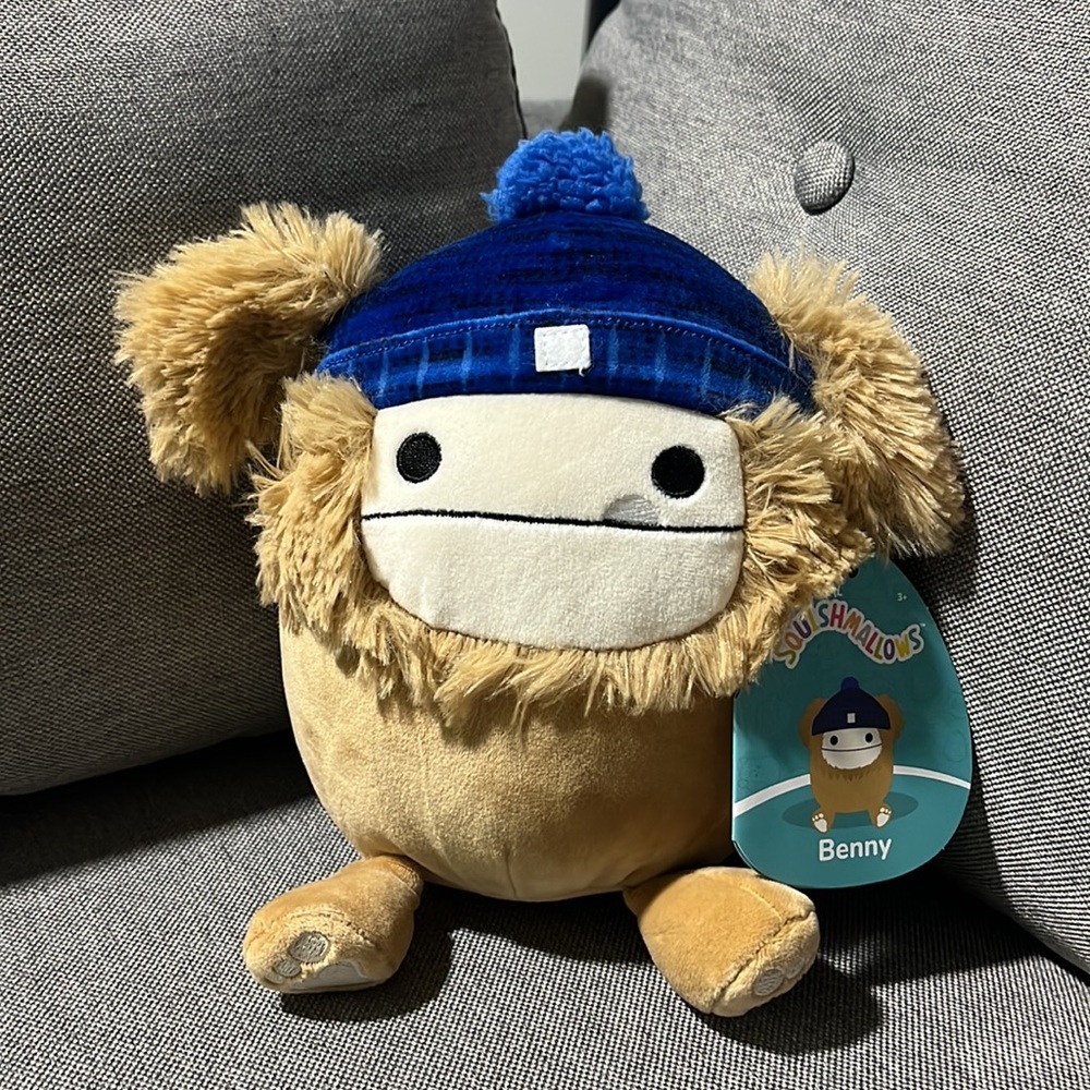 Benny Bigfoot Winter Squishmallow